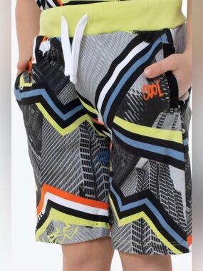 NWT Guess Boys All Over Graphic Shorts Size 12 Multcolor